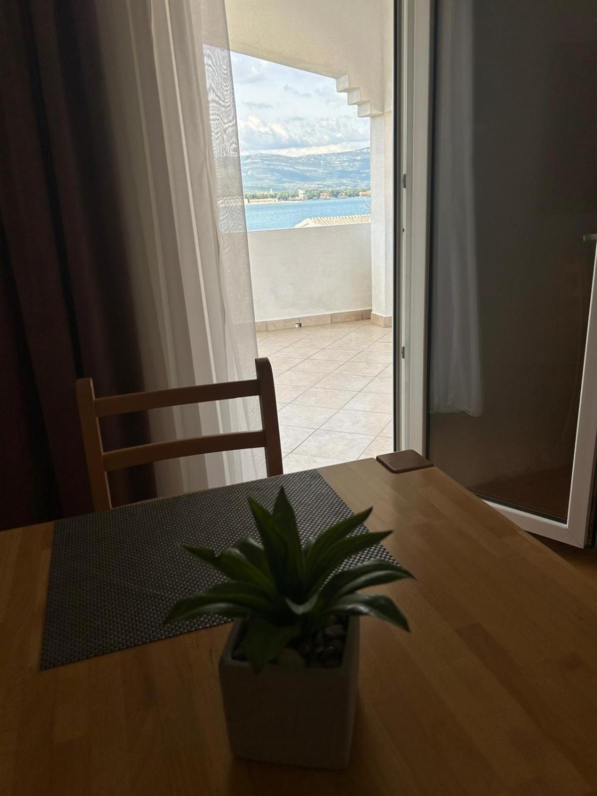 Apartmani Grgic 特罗吉尔 外观 照片